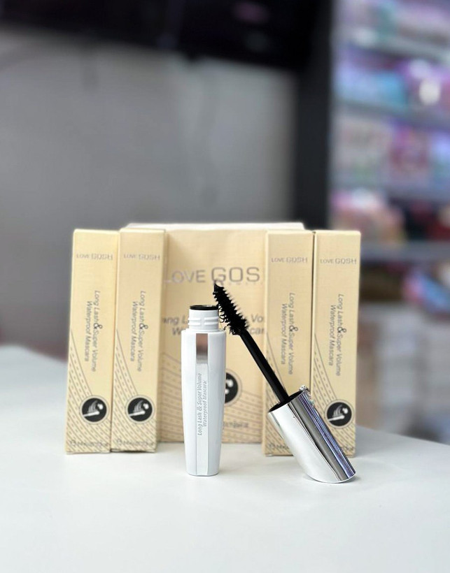 ریمل بلند کننده و حجم دهنده