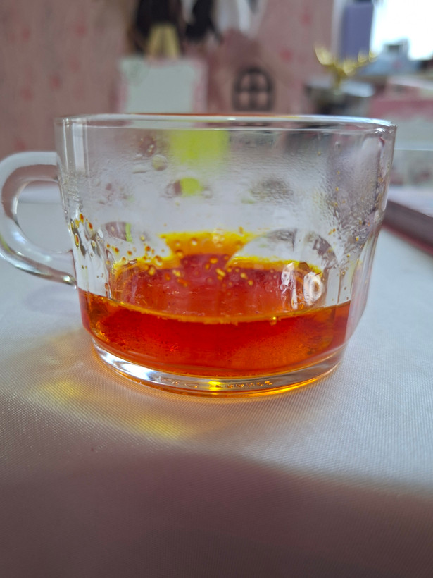 رنگ زعفران